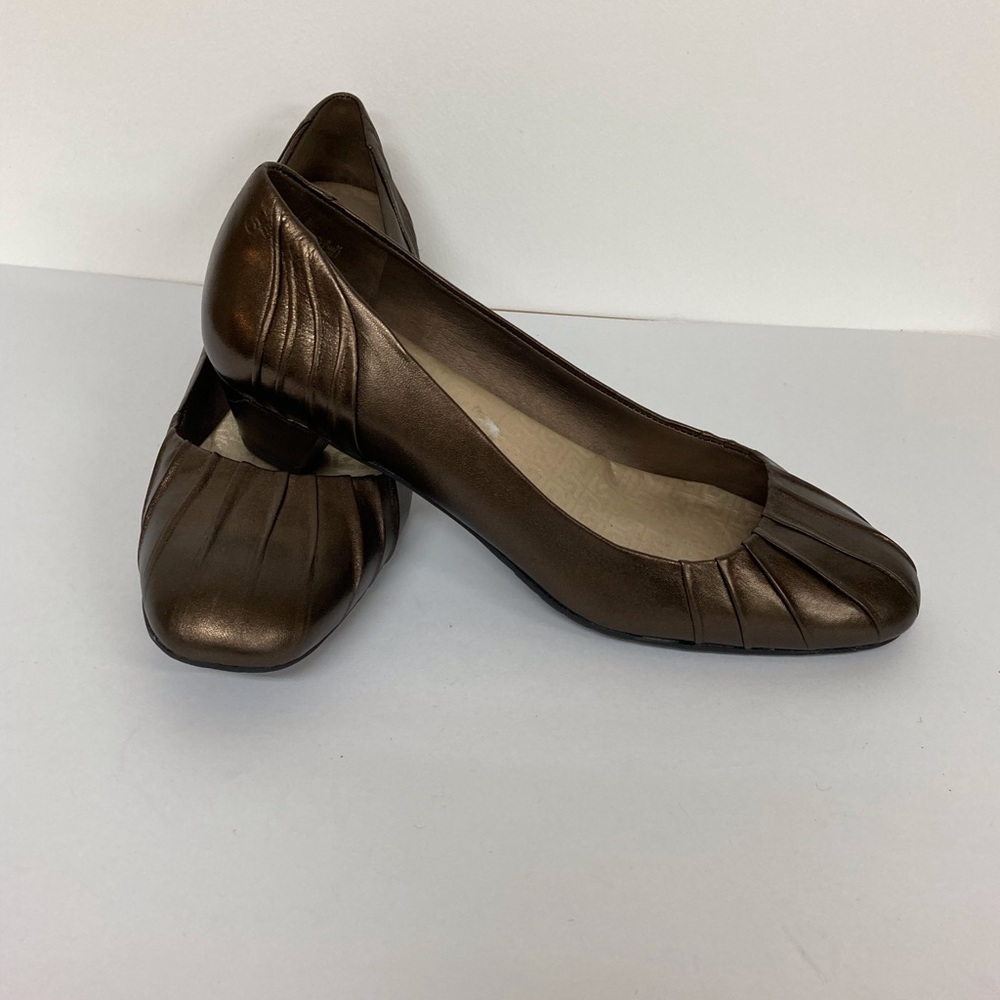 Bronze Leather Rockport Shoes sz 9.5 Never Worn!